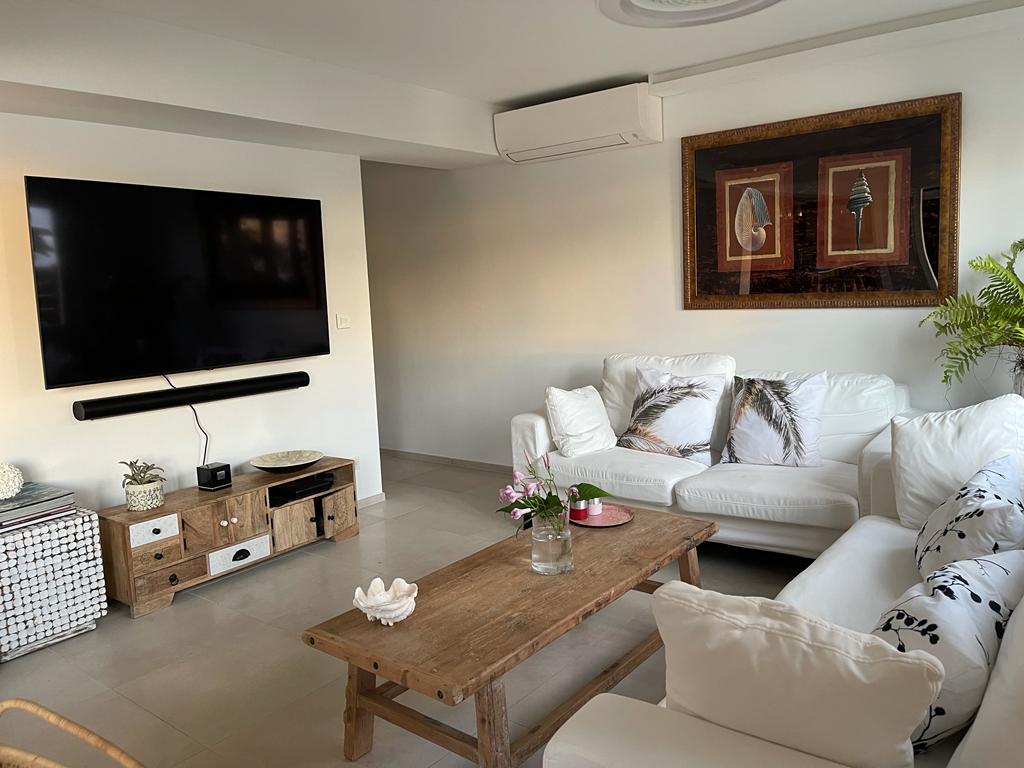 villa Mellow Mood Living Room