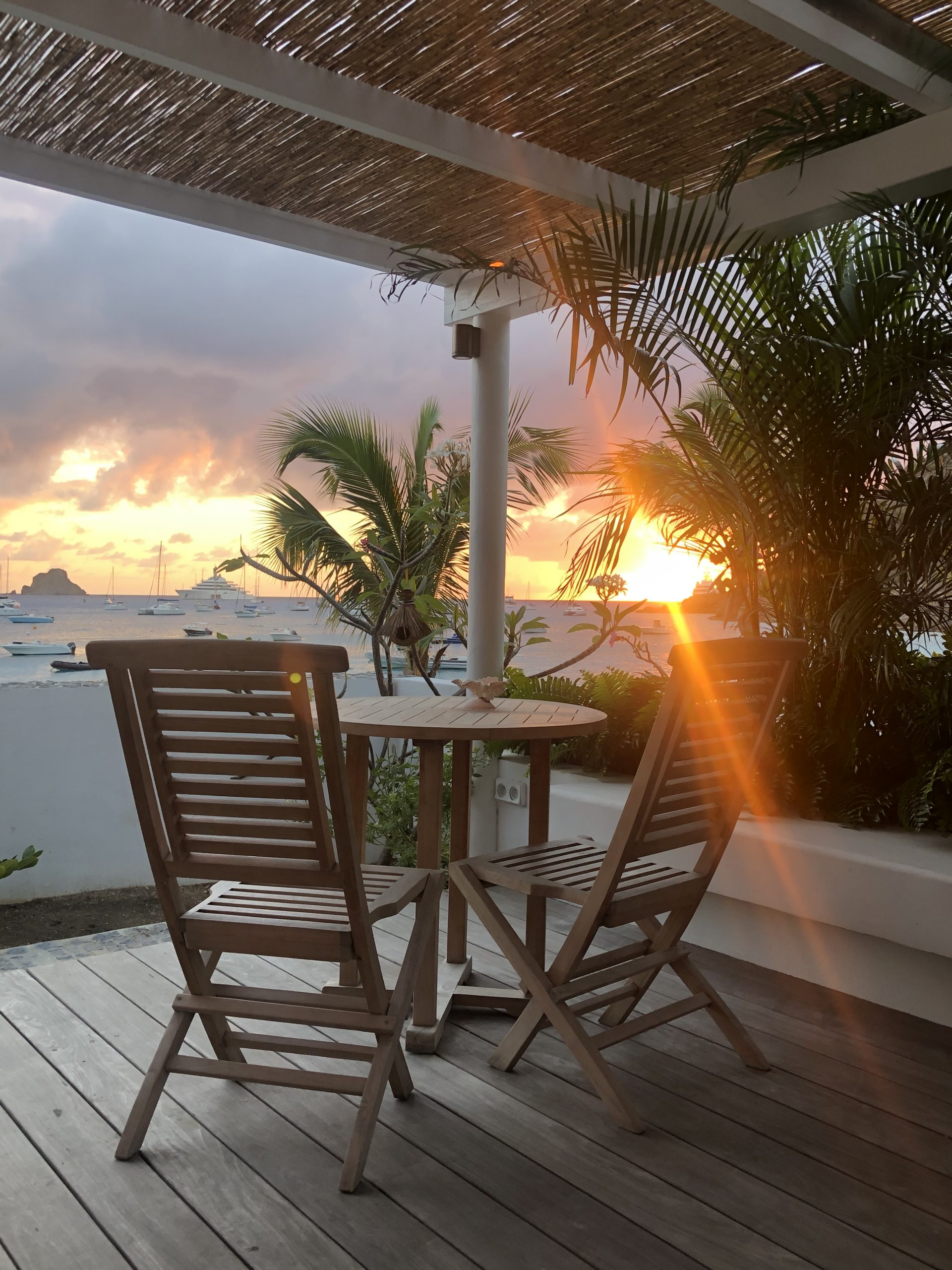 villa Mellow Mood Terrace at sunset 